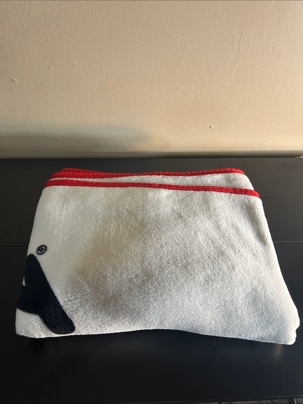 Hello Kitty 56”x42” Throw Blanket - Picture 7 of 7
